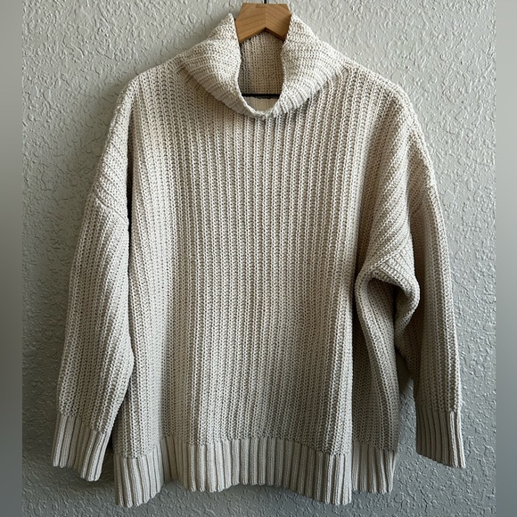 Aerie Cozy Oversized Sweater Chenille Turtleneck - Picture 2 of 7